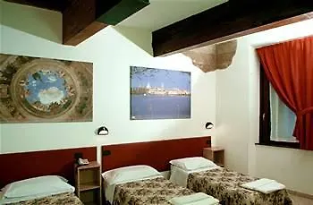 Hotel Mantegna Stazione Mantova