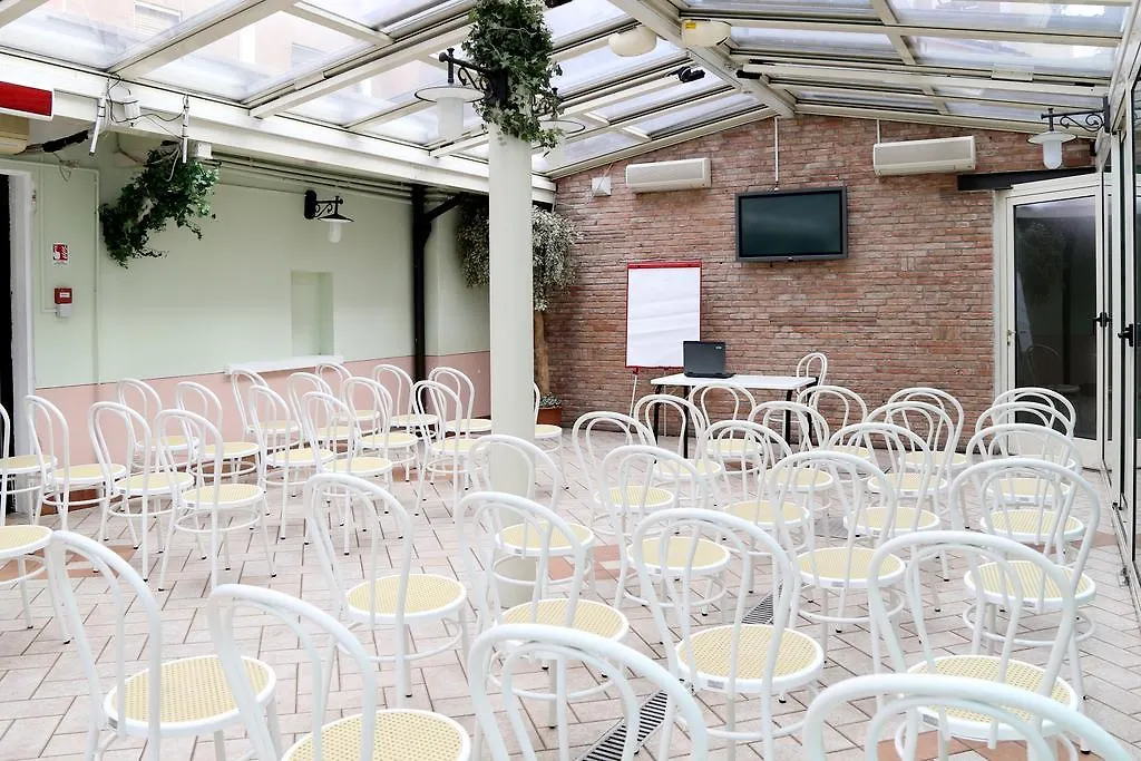 Hotel Mantegna Stazione Mantova