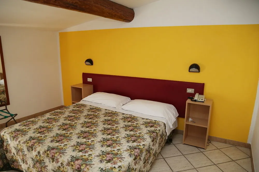 Hotel Mantegna Stazione Mantova