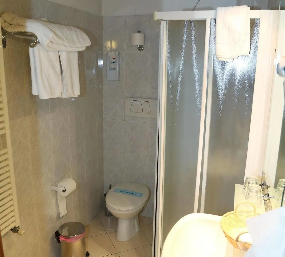 ***  Hotel Mantegna Stazione Mantova Italy