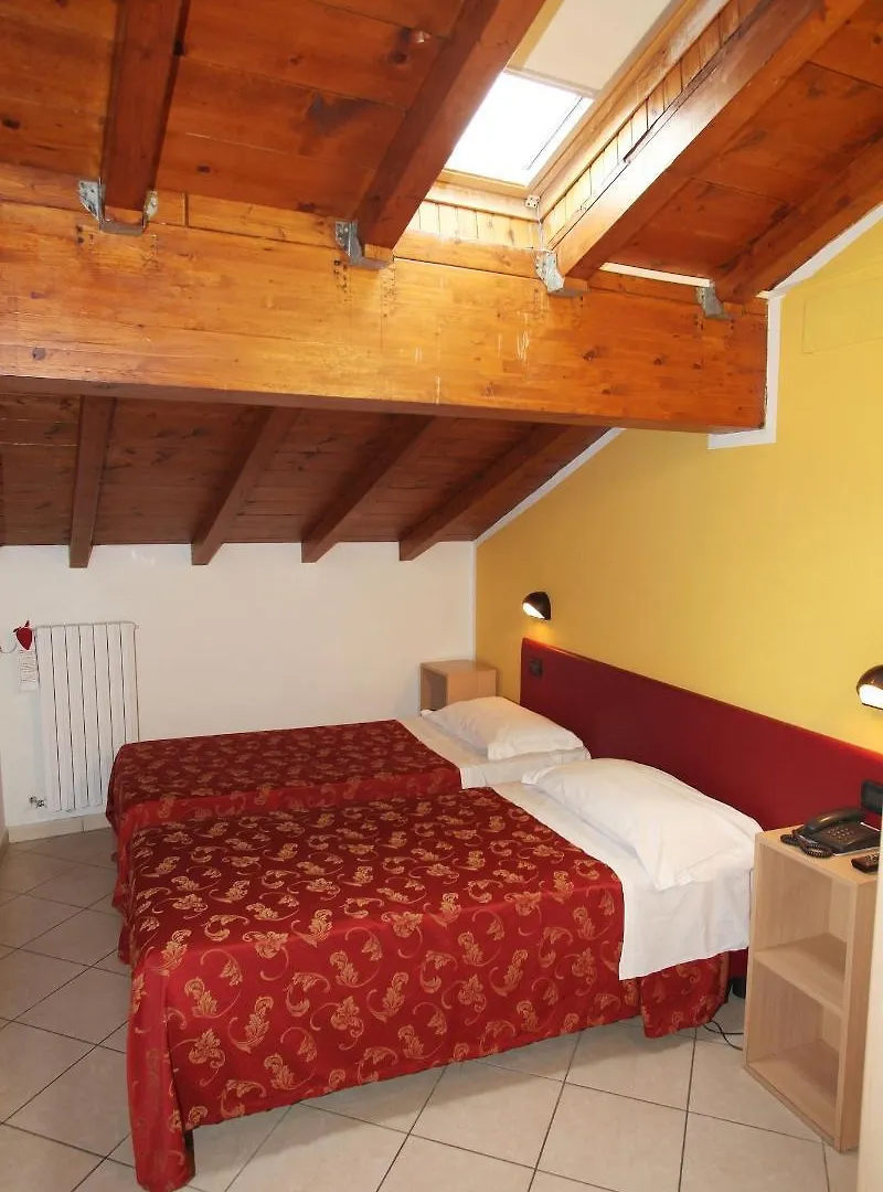 Hotel Mantegna Stazione Μάντοβα
