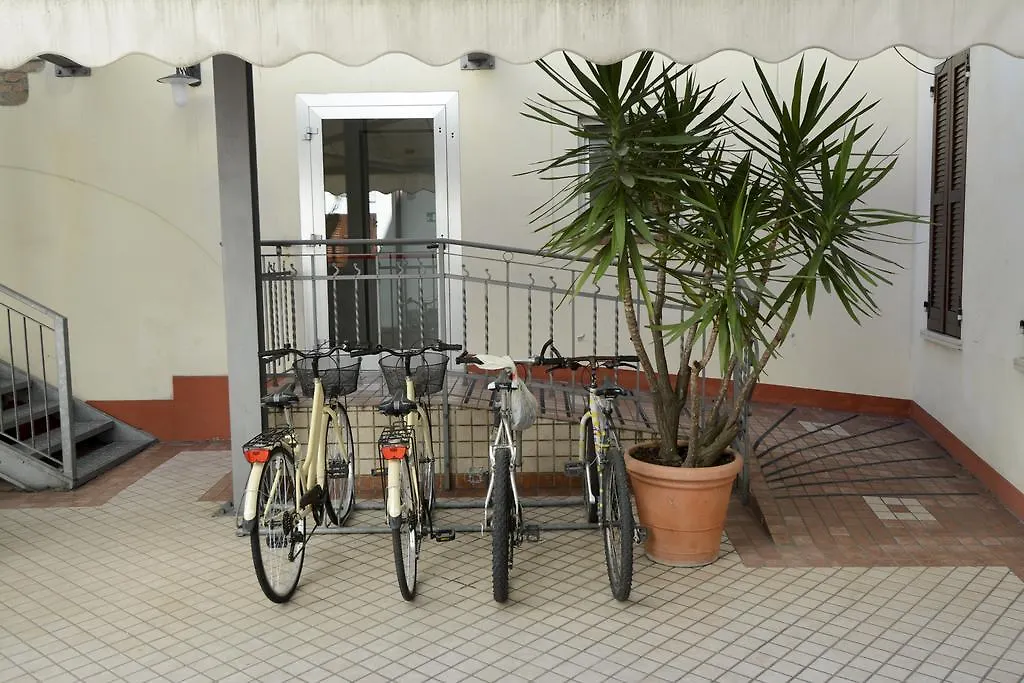 Hotel Mantegna Stazione Μάντοβα